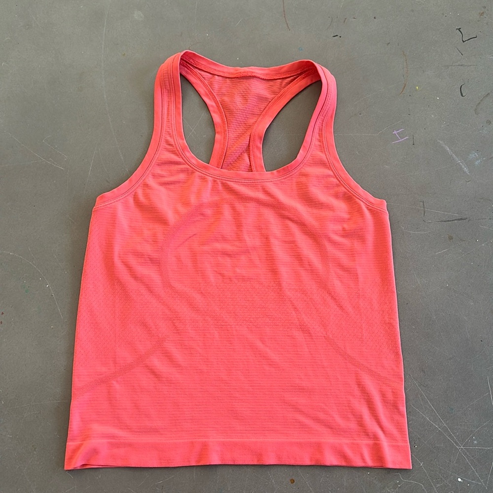 Lululemon swiftly waist length tank